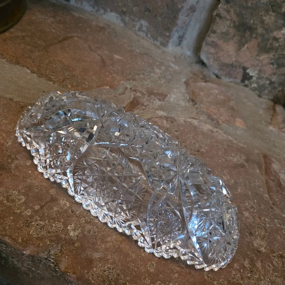 Vintage American Brilliant Style Cut Glass Oval Bowl Starburst Sawtooth Rim 9.5